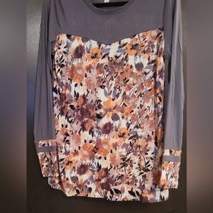 LOGO by Lori Goldstein Floral Blouse in Grey and Tan